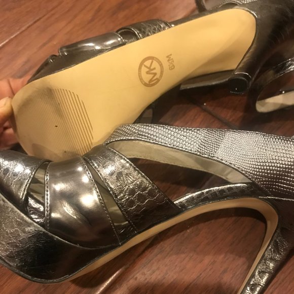 Michael Michael Kors heels - Picture 7 of 7